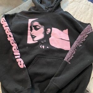 Ariana grande sweetener tour hoodie